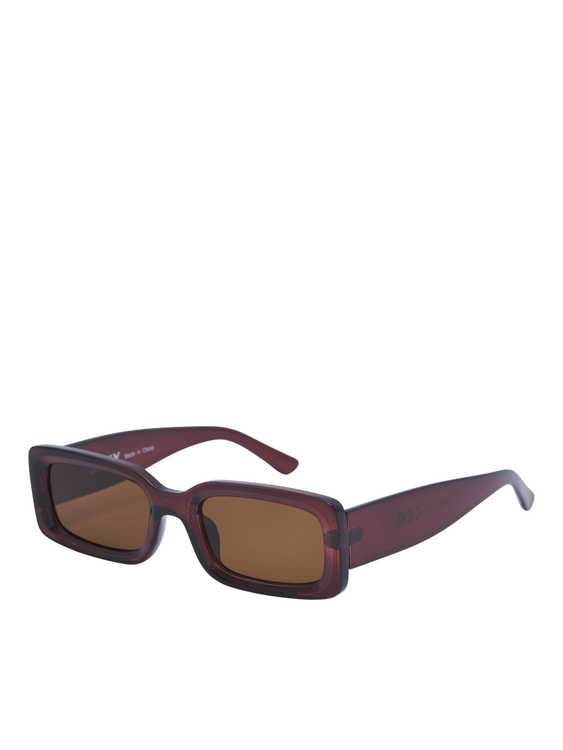 pack_shot-front_angled